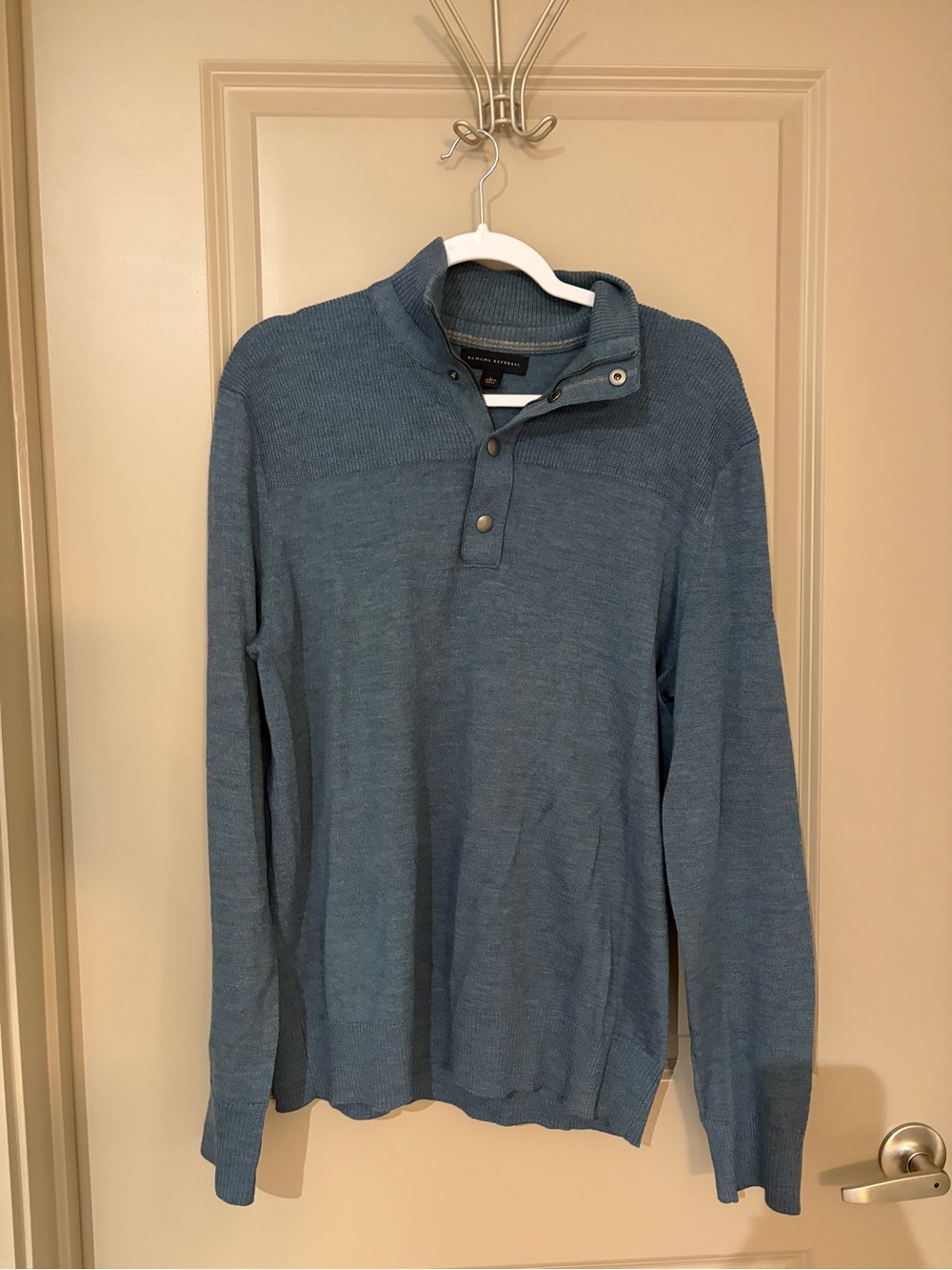 Banana Republic Men’s Zip-Up Sweater in Slate Blue